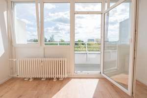 Lichtdurchflutetes City-Apartment nahe Ku’damm I Balkon I Aufzug I bezugsfrei I provisionsfrei – Eisenzahnstraße 15, 10709 Wilmersdorf, Berlin – Vorschaubild 2