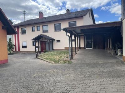 Anwesen mit Einfamilienhaus inkl. ELW & zweitem Wohnhaus, Garagen, Carport, Scheune & Werkstatt