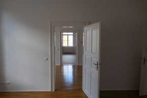 Geräumige 3-Zimmer Altbau Wohnung in Maxvorstadt – Adalbertstraße 53, 80799 München – Vorschaubild 2