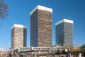 Wohnung mit Flair in Hamburgs Stadtzentrum im Mundsburg-Tower – Die vollständige Adresse der Immobilie erhältst du vom Anbieter., 22083 Barmbek-Süd, Hamburg – Vorschaubild 1
