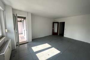 3-Zimmer-Wohnung mit Balkon & kleinem Gartenblick in Essen-Altendorf – Schonnefeldstr. 105, 45326 Altenessen-Süd, Essen – Vorschaubild 6
