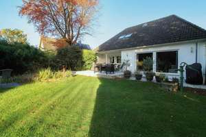 Modernisiertes Einfamilienhaus mit Bungalowcharakter und Ausbaureserve – Die vollständige Adresse der Immobilie erhältst du vom Anbieter., 22949 Ammersbek – Vorschaubild 1