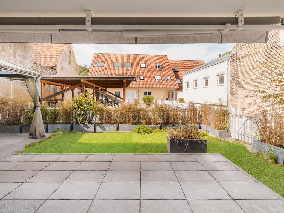 Sonniger Privatgarten