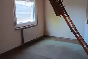 Wunderschöne 4-Zimmer-Doppelhaushälfte in Bremen Habenhausen mit Garten u. Garage – Bremen – Vorschaubild 12