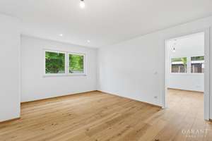 Südgarten mit Sonnenterrasse - Ihr modernes zuhause ist jetzt bezugsbereit! – Die vollständige Adresse der Immobilie erhältst du vom Anbieter., 81827 Waldtrudering, München – Vorschaubild 6