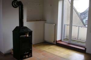 Tolles Dachgeschoß mit Kamin, Empore und Balkon – Ludwigshafener Str. 2, 40229 Eller, Düsseldorf – Vorschaubild 2