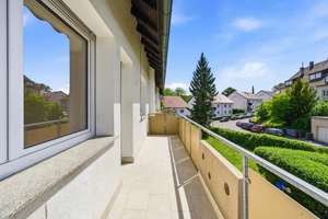 Frisch sanierte 3-Zimmer-Wohnung mit Süd-Balkon & Stellplatz – 70569 Kaltental, Stuttgart – Vorschaubild 4