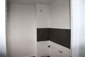 Frisch renovierte, helle, gut geschnittene 3-Zimmerwohnung mit Balkon in Bonn-Auerberg – Kölnstr. 482, 53117 Auerberg, Bonn – Vorschaubild 4