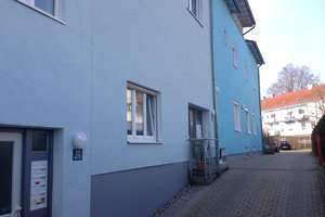 Moderne, zentrumsnahe 2 Zimmer-Wohnung mit Balkon – Gablonzer Strasse 13, 84478 Waldkraiburg – Vorschaubild 3