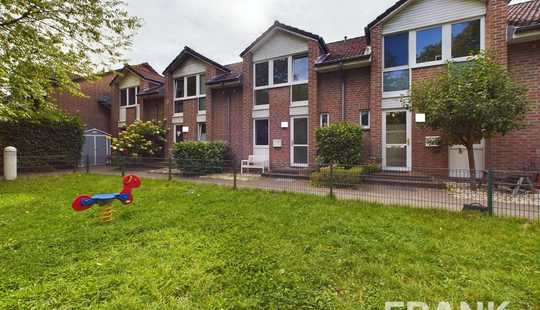 Bild von Gut geschnittenes 4-Zimmer-Reihenhaus in HH-Volksdorf - perfekt für Paare & Familien