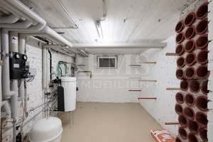 Modernisiertes Einfamilienhaus mit Einliegerwohnung, Küchen, Kamin, Garage und zauberhaftem Garten – Die vollständige Adresse der Immobilie erhältst du vom Anbieter., 73614 Schorndorf – Vorschaubild 24