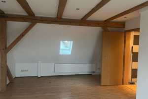 Geräumiges 9-Zimmer-Bauernhaus mit 2 Nebengebäuden und großem Garten  – Bergstr. 5, 91735 Weißenburg-Gunzenhausen (Kreis) – Vorschaubild 6