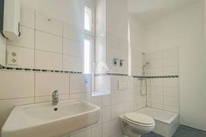 MOABIT - ZENTRAL UND RUHIG! SCHÖNE UND GEPFLEGTE ALTBAUWOHNUNG IM GARTENHAUS! PROVISIONSFREI! – Alt-Moabit 126, 10557 Moabit, Berlin – Vorschaubild 11
