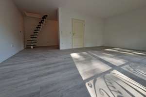 106 m2 Maisonette mit Sonnenterrasse direkt am Naturschutzgebiet in Hamburg, Hausbruch – Bredengrund 0, 21149 Hausbruch, Hamburg – Vorschaubild 5