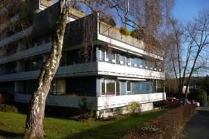 Helle 2 Zimmer Wohnung mit großem Balkon am Leimbacher Berg