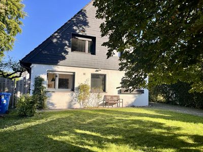 Zuhause mit 4,5 Zimmern und viel Platz in Heiligenhaus