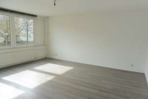 2-ZKB-Wohnung mit Balkon und TG-Stellplatz in Wald-/Feldnähe in Mainz-Finthen – Die vollständige Adresse der Immobilie erhältst du vom Anbieter., 55126 Finthen, Mainz – Vorschaubild 3