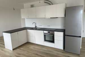 4-Zimmer-Maisonettewohnung mit Balkon und EBK nahe Zollhafen! – Nahestr. 4, 55118 Mainz – Vorschaubild 3
