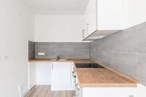 Stadtfeld Ost - großzügige 2-Zimmer mit Ankleide, modernem Bad, Einbauküche & Aufzug ab 08/2026 – Goethestraße 25, 39108 Stadtfeld Ost, Magdeburg – Vorschaubild 8