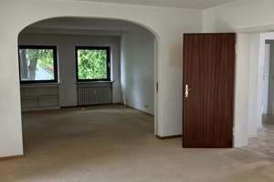 Sanierte 2-Zimmer Wohnung mit Blick ins Grüne im Herzen von Lohausen – Lohauser Dorfstraße 40, 40474 Lohausen, Düsseldorf – Vorschaubild 3