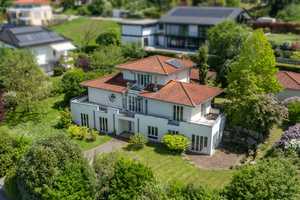 Moderne Villa in Ortsrandlage – Breisgau-Hochschwarzwald (Kreis) – Vorschaubild 1