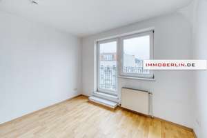 IMMOBERLIN.DE - Lichtdurchflutete Wohnung mit Südloggia & Pkw-Stellplatz in Köpenicker Spreenähe – Die vollständige Adresse der Immobilie erhältst du vom Anbieter., 12555 Köpenick, Berlin – Vorschaubild 1