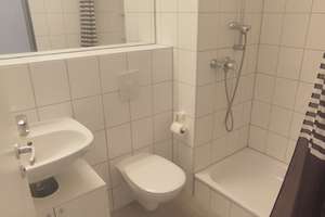 Attraktives Studentenappartement in Uni-Nähe ab dem 01.04.2026 frei – Galgenbergstraße 12a, 93053 Galgenberg, Regensburg – Vorschaubild 6