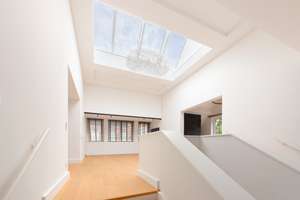 Architekten-
Penthouse 
mit Aufzug & 
Galerie – Die vollständige Adresse der Immobilie erhältst du vom Anbieter., 22391 Wellingsbüttel, Hamburg – Vorschaubild 3