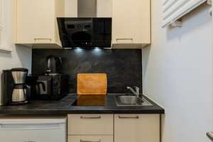 1-Raum-Apartment mit Südbalkon vollmöbliert / fully furnished 1-Room Apartment with sunny balcony – Flensburger Straße 19, 10557 Hansaviertel, Berlin – Vorschaubild 9