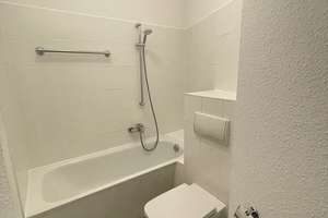 **TOP LAGE**Sanierte 2 RWG mit Balkon & Bad mit Badewanne**WE 02** – Ritterstraße 5, 4442 Zwenkau – Vorschaubild 8