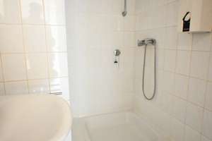 AB SOFORT! Modernes Appartement in zentraler Lage mit EBK! – Herner Str. 26, 44787 Gleisdreieck, Bochum – Vorschaubild 4