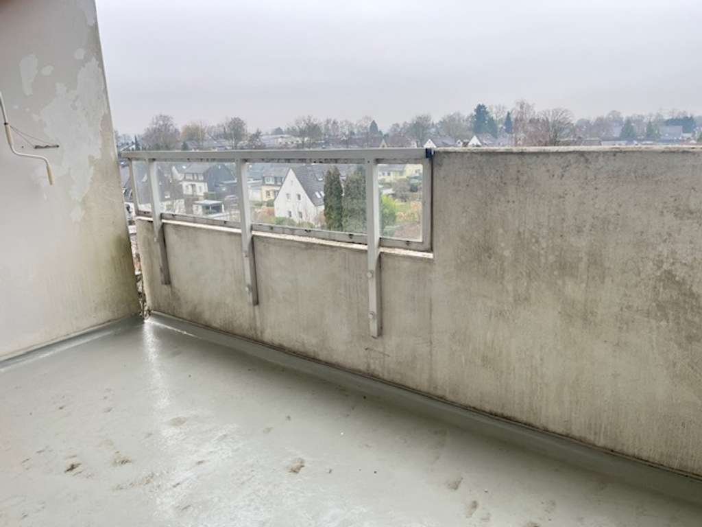 Immobilie in Wülfrath - ** Maisonette über den Dächern von Wülfrath – mit Weitblick und Potenzial ** - Bild 4
