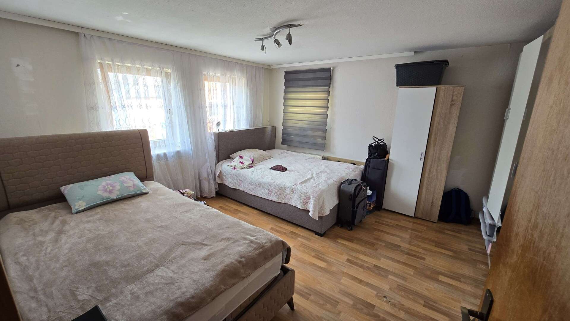 Immobilie in Bretten - Handwerker und Investoren aufgepasst! Mehrgenerationshaus mit viel Potential - Bild 1