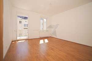 !! Wohnen im Grünen !! Ruhige 3-Raum-Wohnung mit Balkon und Tageslichtbad am "Schnellen Markt" – Erich-Steinfurth-Straße 17, 9131 Chemnitz – Vorschaubild 5
