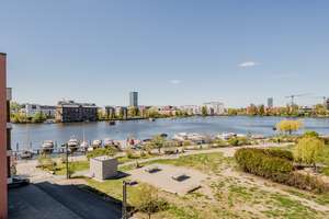 Townhouse mit direkter Wasserlage und Boots-Liegeplatz