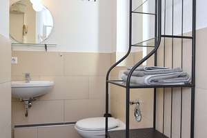 Modern möblierte Wohnung mit Loggia in Stuttgart Bad Cannstatt – Die vollständige Adresse der Immobilie erhältst du vom Anbieter., 70372 Seelberg, Stuttgart – Vorschaubild 4
