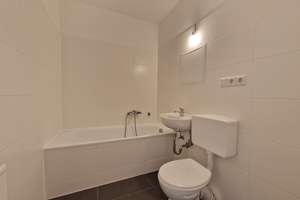 Das 2 x 2 in Chemnitz! 2-Zimmer-Wohnung in der 2. Etage - Einbauküche möglich*! – Albert-Köhler-Straße 10, 9122 Morgenleite, Chemnitz – Vorschaubild 9