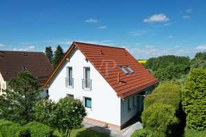 Sonnenhelle Tage zwischen Terrasse, Garten und Balkon – Die vollständige Adresse der Immobilie erhältst du vom Anbieter., 1328 Schönfeld/Schullwitz, Dresden – Vorschaubild 5