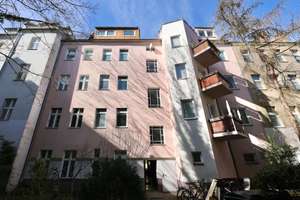HOHE DECKEN & BALKON - RUHIGE SEITENSTRASSE & ZENTRALE ANBINDUNG - NÄHE VOLKSPARK JUNGFERNHEIDE – Die vollständige Adresse der Immobilie erhältst du vom Anbieter., 13629 Siemensstadt, Berlin – Vorschaubild 19