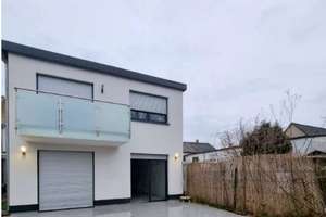 Neuwertiger Zweifamilienhaus mit großem Grundstück und Stellplätze  – Römerberg (Heiligenstein) – Die vollständige Adresse der Immobilie erhältst du vom Anbieter., 67354 Römerberg – Vorschaubild 1