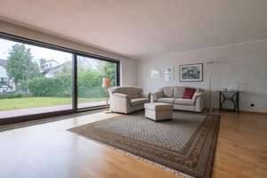 Klassisch, elegant und trotzdem erschwinglich (Erbpacht) -  geräumiges Zweifamilienhaus mit Garten a – 63073 Bieber, Offenbach am Main – Vorschaubild 4