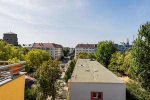 No Broker Fee: Light-Flooded 1-Room Apartment with Park View — Prenzlauer Berg (Nord) – Die vollständige Adresse der Immobilie erhältst du vom Anbieter., 10439 Prenzlauer Berg, Berlin – Vorschaubild 4