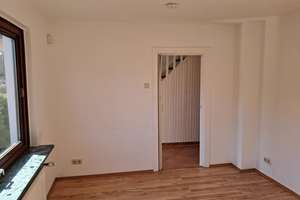 Gepflegtes Reihenmittelhaus mit Garten – Die vollständige Adresse der Immobilie erhältst du vom Anbieter., 22119 Billstedt, Hamburg – Vorschaubild 11