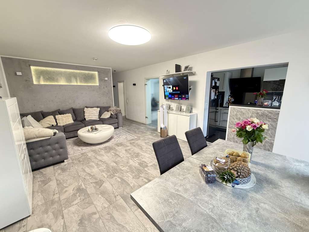 Immobilie in Moers - Langfristig vermietet - ideale Kapitalanlage - Bild 1