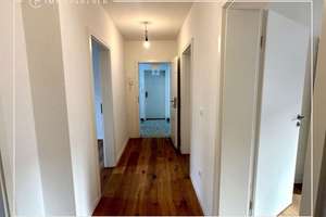 *Sanierte Traumwohnung mit Balkon im Herzen von Bad-Cannstatt* – Die vollständige Adresse der Immobilie erhältst du vom Anbieter., 70372 Seelberg, Stuttgart – Vorschaubild 5