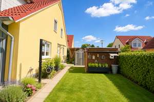 Gepflegte Doppelhaushälfte mit geschützter Terrasse für lange Abende – Die vollständige Adresse der Immobilie erhältst du vom Anbieter., 12623 Mahlsdorf, Berlin – Vorschaubild 23