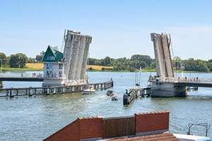 Ein Logenplatz an der Schlei – Exklusive Wohnung in erster Hafenreihe – Die vollständige Adresse der Immobilie erhältst du vom Anbieter., 24376 Kappeln – Vorschaubild 1