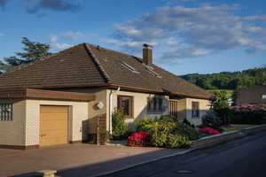 RESERVIERT - Bungalow in Top-Lage von Lübbecke-Gehlenbeck mit Weitblick ins Wiehengebirge – Minden-Lübbecke (Kreis) – Vorschaubild 1