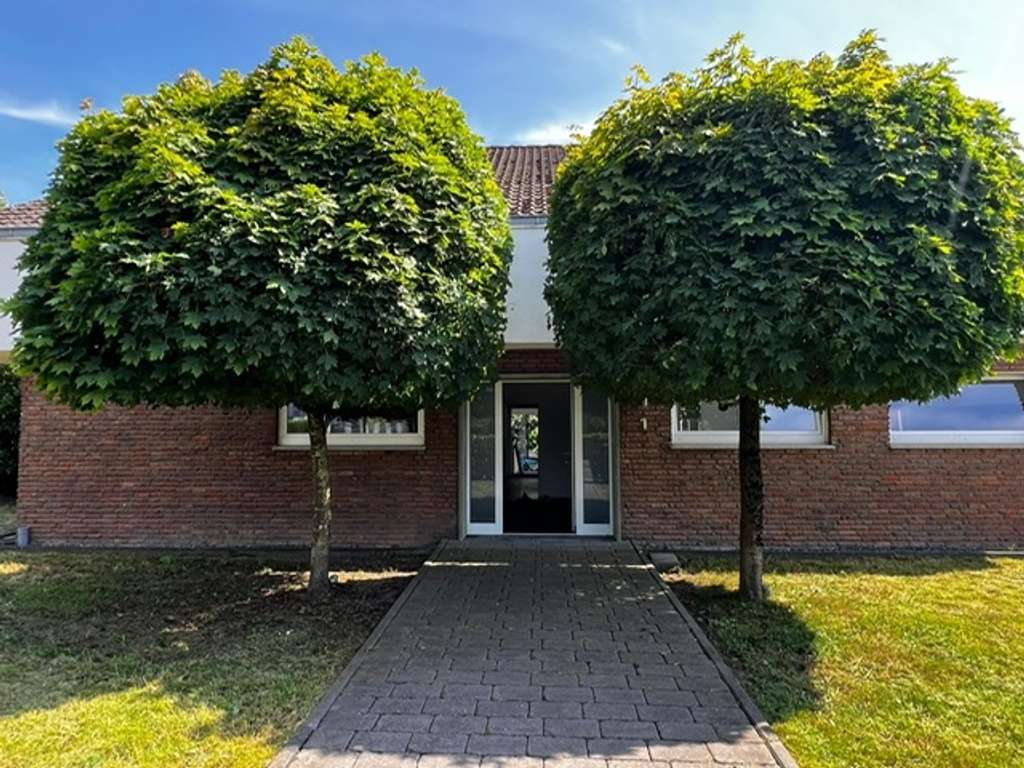 Immobilie in Schermbeck - Exklusives Einfamilienhaus mit Premium-Ausstattung & Designerküche in Schermbeck-Altschermbeck - Bild 0