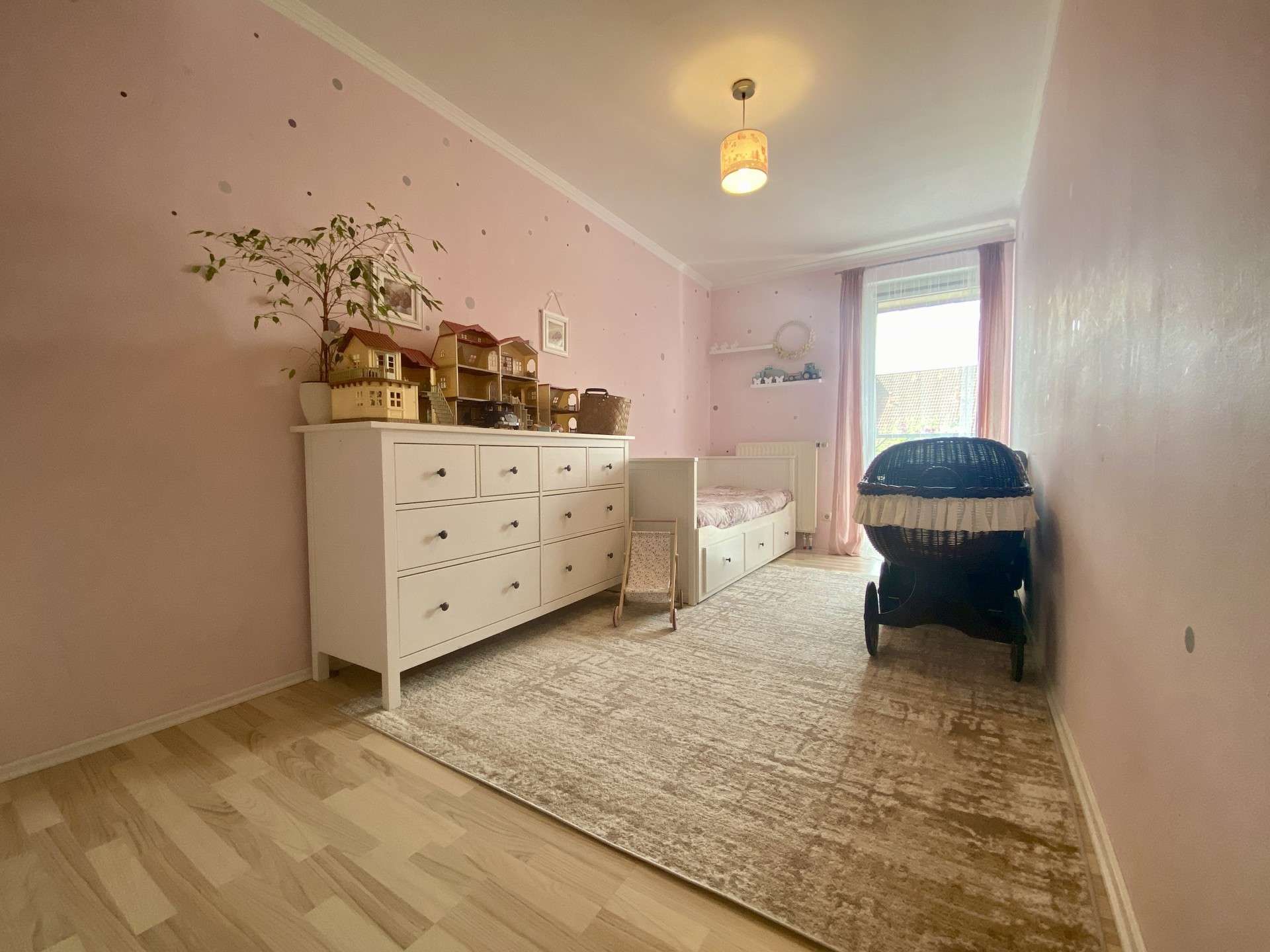 Immobilie in Espelkamp - Familienfreundliches Reihenhaus mit 5 SZ & Garten - nur für kinderreiche Familien mit WBS /Anleger - Bild 6